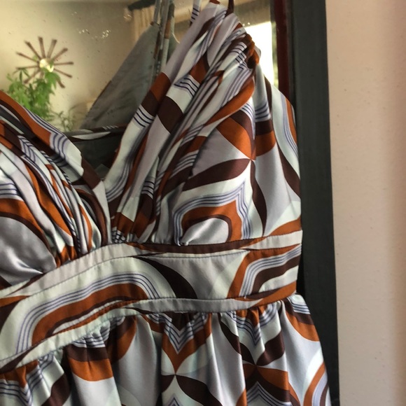 Silk cocktail dress, only worn once! - Picture 3 of 6